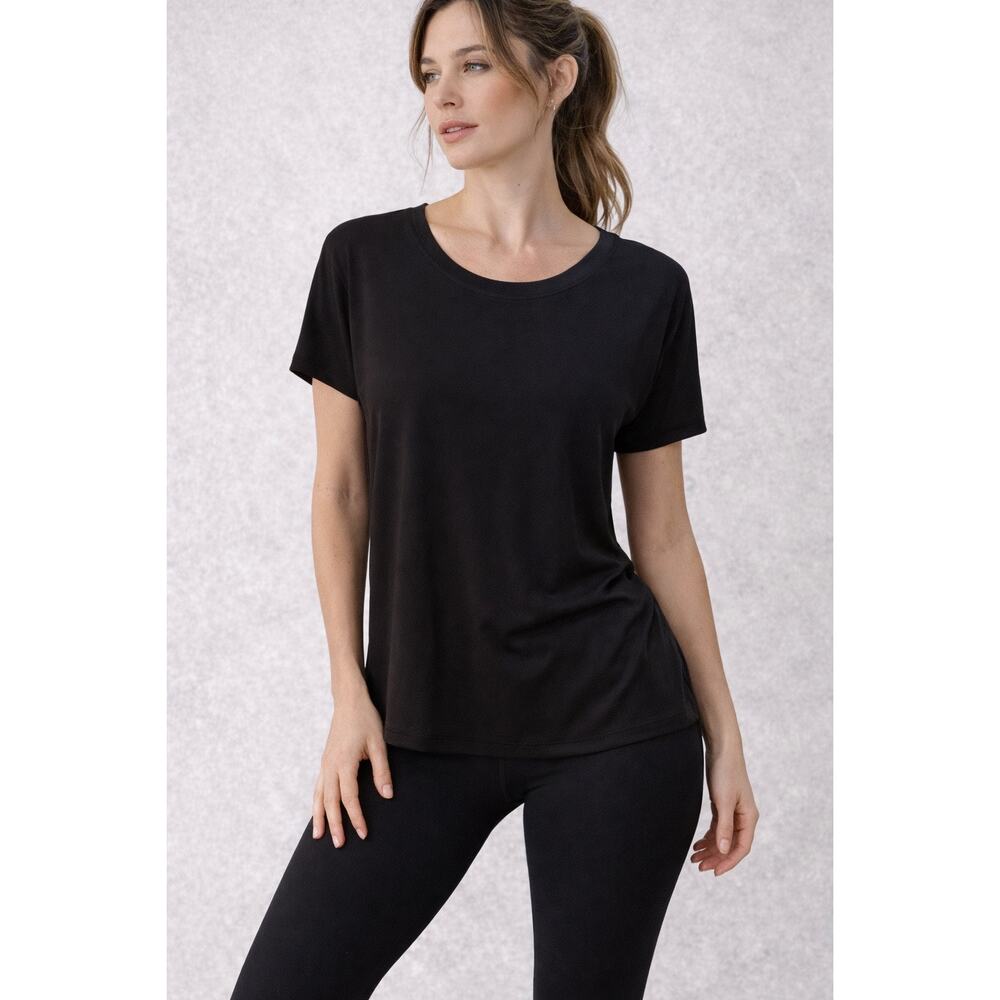 Athleta Black Activewear Tee Women’s Medium Crew Neck Athleisure